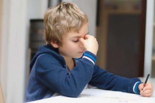 Слабость в ногах у подростка. Возможные причины