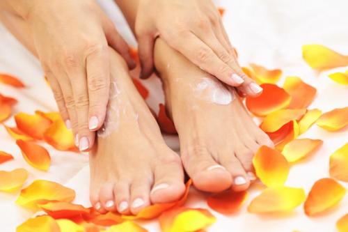 Парафин для ног. Парафинотерапия для ног: как проводится, необходимые средства