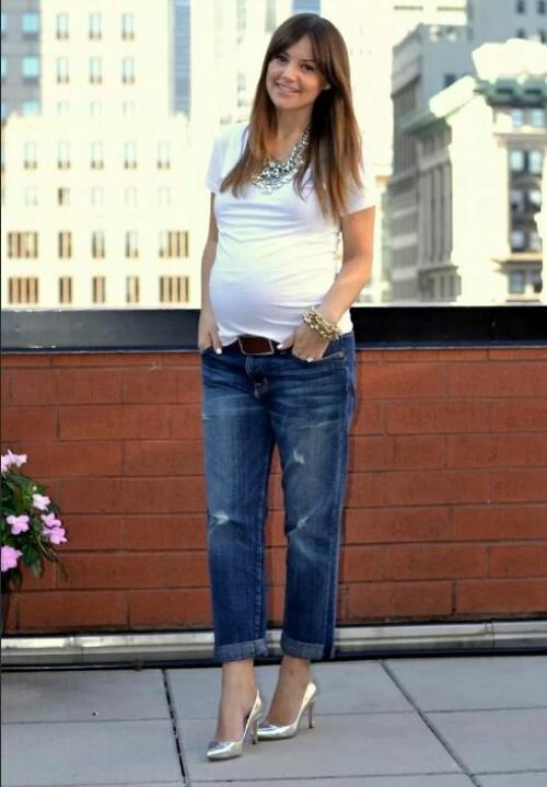 Почему горят колени ног у женщин причины. Физиологические причины