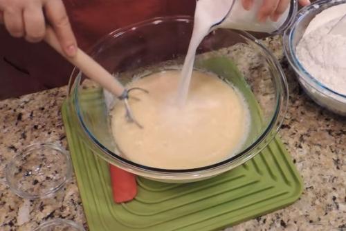 Дрожжевое тесто для пирогов с сухими дрожжами. Делаем дрожжевое воздушное тесто, как пух