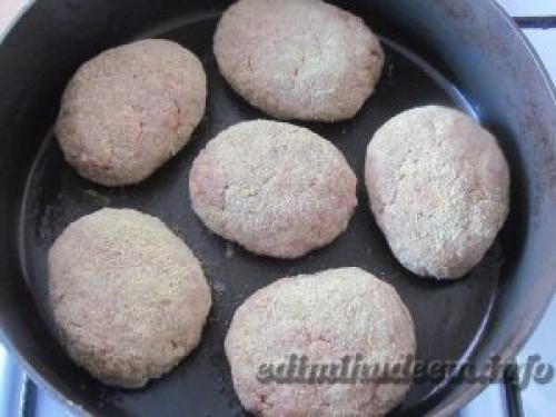 Блюда из куриного фарша по Дюкану. Котлеты по Дюкану