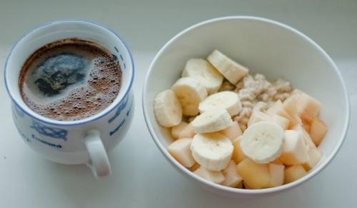 Творог с бананом для похудения на ужин. Низкокалорийный ужин или перекус: калорийность творога с бананом