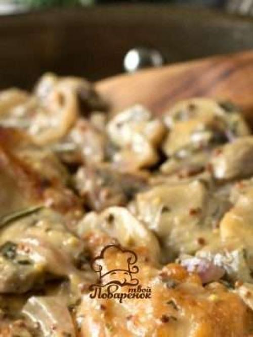 Тушеная куриная грудка в томатном соке