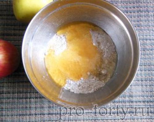 Морковный диетический торт