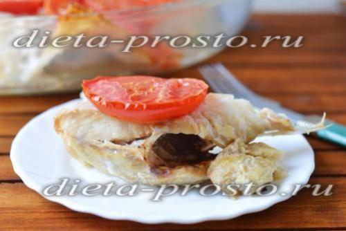 Камбала запеченная с помидорами по Дюкану