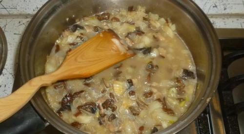 Куриный рулет со шпинатом и грибами. Куриные рулеты с грибами и шпинатом