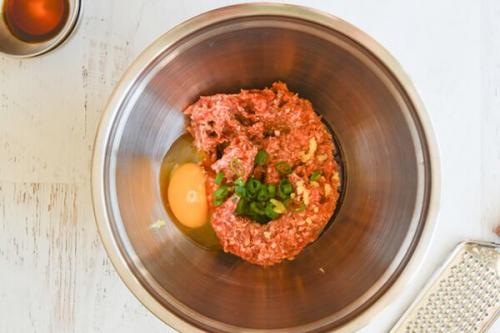 Кето-голубцы со свининой