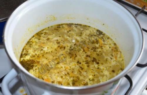 Куриный суп с яйцом и сыром. Рецепт 3: куриный суп с яйцом и вермишелью
