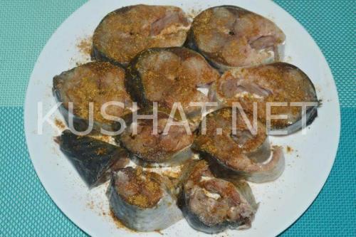 Жареная скумбрия на сковороде – рецепт