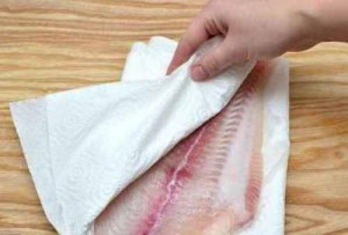 Рыба минтай запеченная в духовке с лимоном. Минтай, запеченный с лимоном