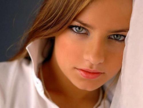 Советы женщинам по уходу за внешностью.