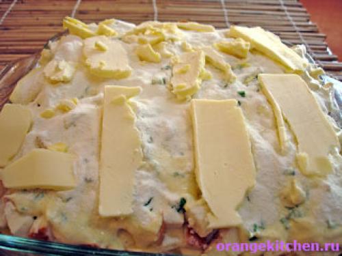 Для картофельной запеканки с адыгейским сыром нам потребуется: