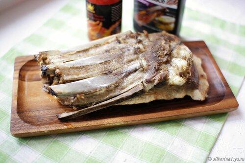 США. Нежные томленые свиные ребрышки