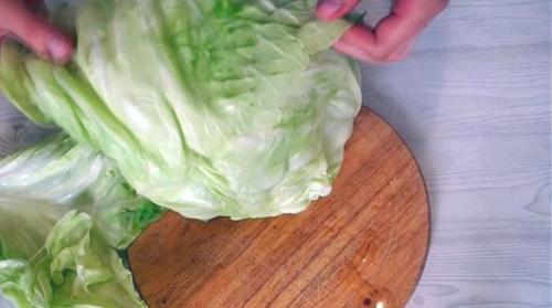 Капустный пирог без теста. Капустные пирожки без теста