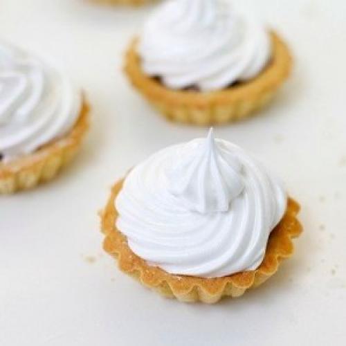 Безе без сахарной пудры. Безе без сахара — рецепт с фото и описанием всех тонкостей приготовления десерта