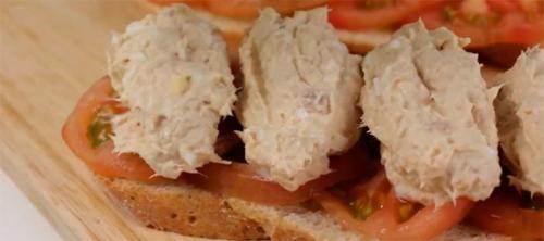 Пп бутерброды с тунцом консервированным. Бутерброды с консервированным тунцом и яйцами — самые вкусные и нежные