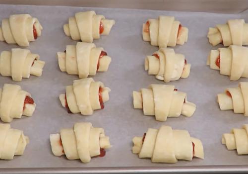 Пышные творожные рогалики. Творожные рогалики с повидлом нежнее нежного