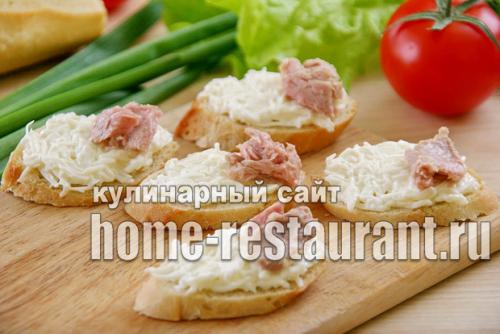 Пп бутерброды с тунцом. Бутерброды с тунцом консервированным, яйцом и огурцом