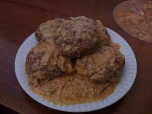 Котлеты в сметанно-томатном соусе. Вкуснейшие мясные биточки в сметанно-томатном соусе - очень просто!