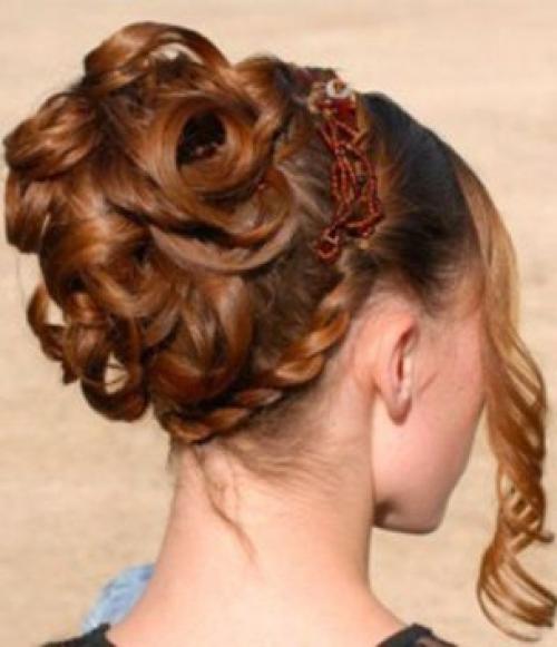 Элемент прически букли. Прическа букли. Техника выполнения на фото и видео.