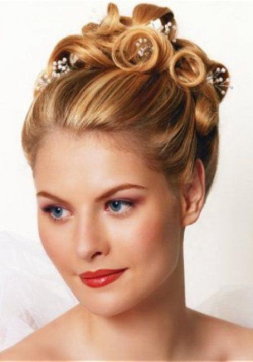 Элемент прически букли. Прическа букли. Техника выполнения на фото и видео.