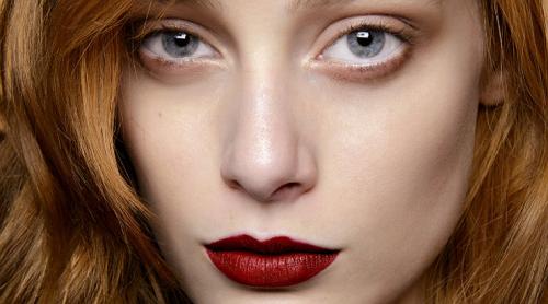 Малиновая помада. Как подобрать помаду малинового цвета и сочетать ее с макияжем