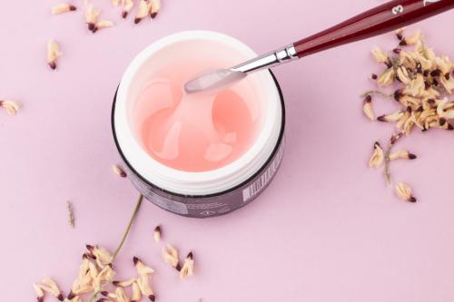 Что нужно наносить на ногти перед наращиванием гелем. Как нарастить ногти гелем?