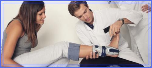 Если растут косточки на ногах к какому врачу обращаться. К какому врачу идти