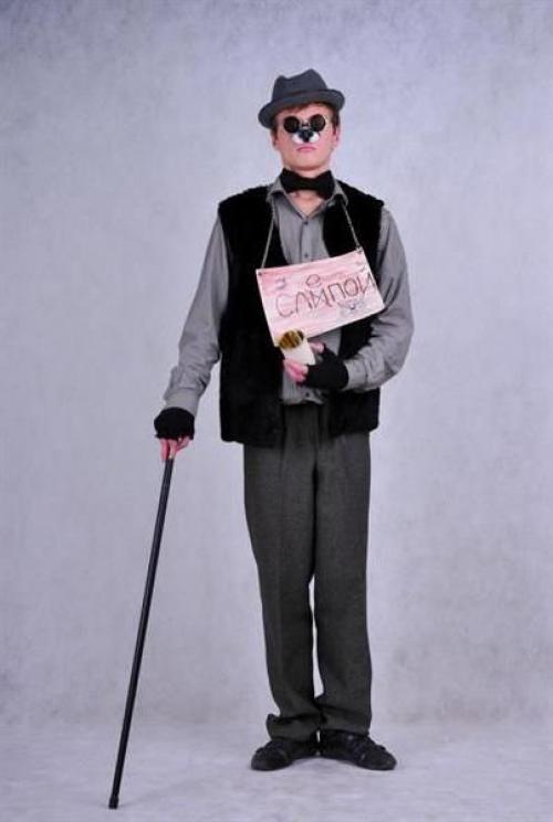 Костюм лиса алиса своими руками. Как сделать костюмы лисы Алисы и кота Базилио своими руками? 01 Костюм лиса алиса своими руками. Как сделать костюмы лисы Алисы и кота Базилио своими руками? 01