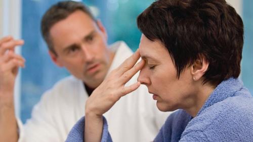 Как поднять давление в домашних условиях пожилому человеку. Как повысить давление быстро в домашних условиях пожилому человеку