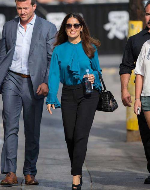 Гардероб женщины 50 лет. 5 вещей, которые точно должны находиться в гардеробе женщин после 50 лет