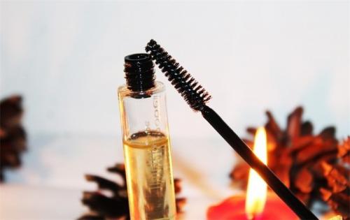 Как отрастить брови там где их нет. Натуральные масла для бровей