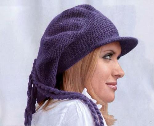 Мода шапки осень зима 2019 для женщин после 40 лет. Модные вязаные шапочки, которые подойдут стильным дамам после 40 лет для зимы 2019-2020