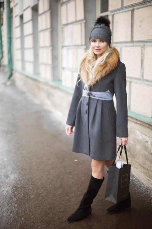 Головной убор под зимнее пальто с мехом. С какой шапкой удачно сочетается пальто с мехом?