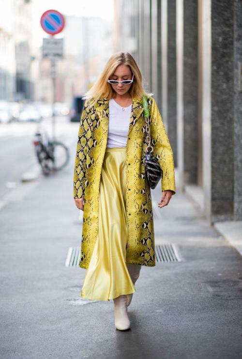 Короткое пальто с длинной юбкой. Как правильно сочетать длину пальто и юбки