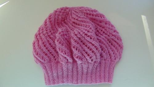 Вязание береты спицами схемы. Как связать берет — описание схемы и рекомендации, как быстро и просто связать берет своими руками (100 фото)