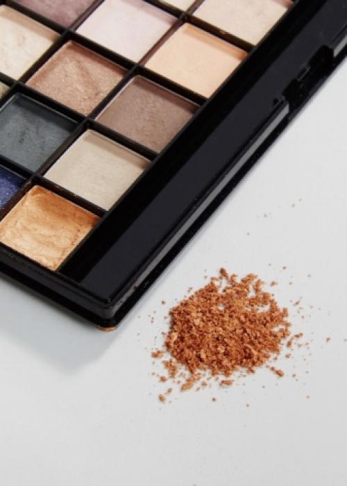 Правила макияжа глаз. Техника макияжа 06