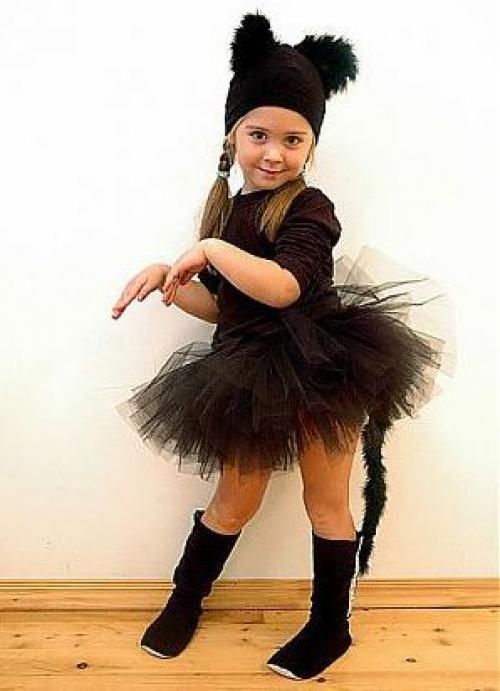 Как сделать кошачий хвост из колготок. Костюм кошки своими руками