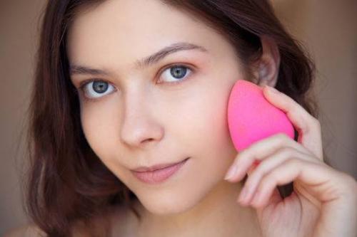 Как сделать свежий макияж. Легкий макияж и его особенности