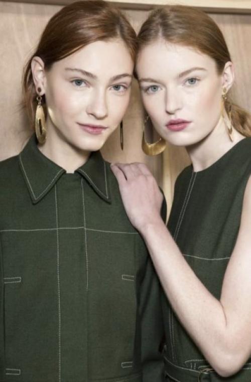 Как сделать свежий макияж. Легкий макияж и его особенности