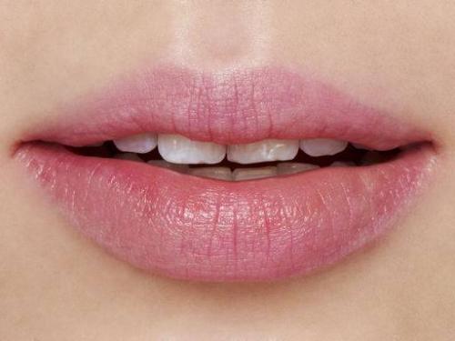 Как сделать свежий макияж. Легкий макияж и его особенности