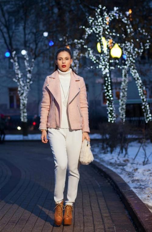 Черная водолазка и юбка. С чем носить водолазку