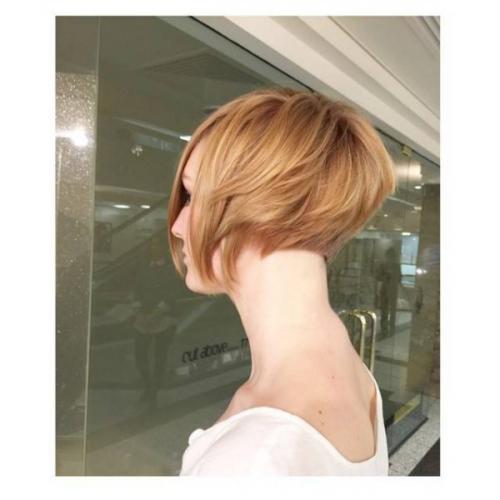 Каре на ножке с челкой. Боб-каре на ножке – кому идет