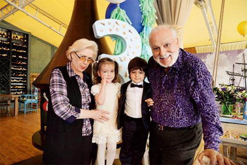 Во сколько Киркоров женился на Пугачевой. Пугачева о разводе с Киркоровым: “Он переживал не за меня, а за себя-любимого” 13