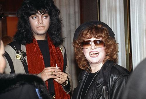 Во сколько Киркоров женился на Пугачевой. Пугачева о разводе с Киркоровым: “Он переживал не за меня, а за себя-любимого”