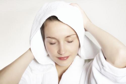 Как остановить выпадение волос за 5 простых шагов