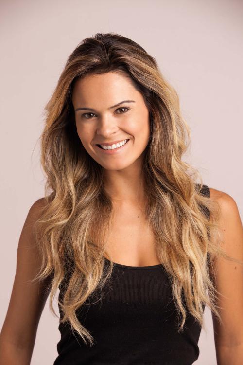 Легкая химия на средние волосы. Легкая химия меньше вредит волосам, чем обычная