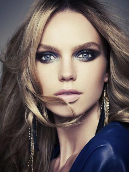 Макияж для голубых глаз — придаем огранку живому бриллианту + фото