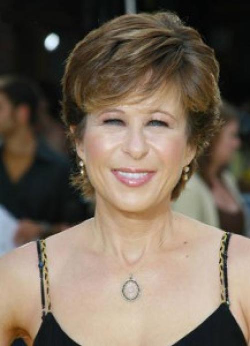 Стрижки для пожилых полных женщин. Правила выбора причесок женщинам за 60