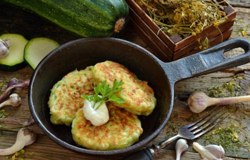 Диетические котлеты из кабачков в духовке. Принципы правильного питания